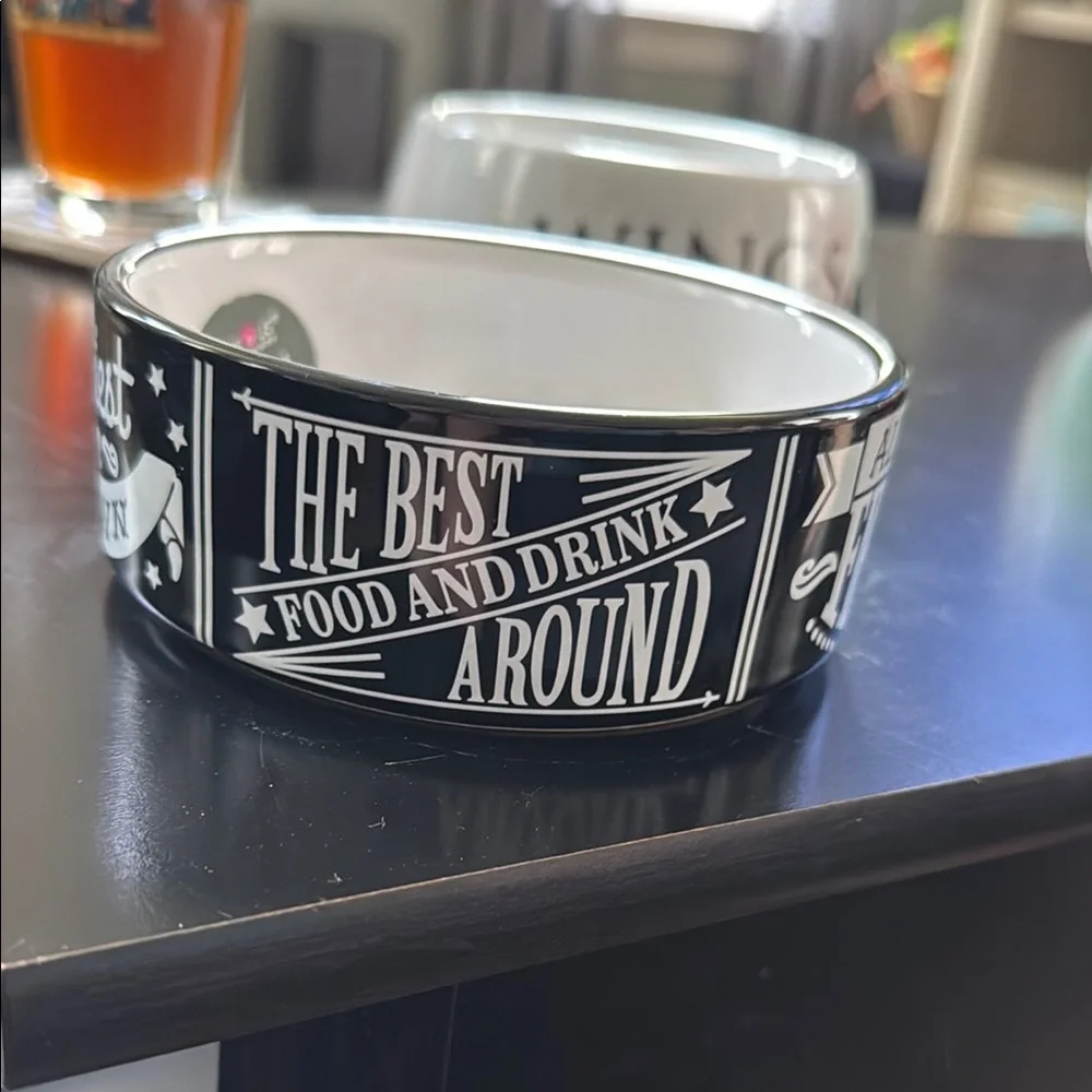 Black and White Pet Bowl